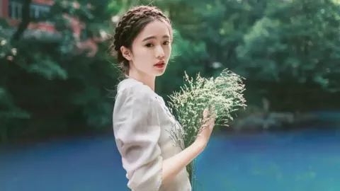 央视曝光加油站作弊软件偷油